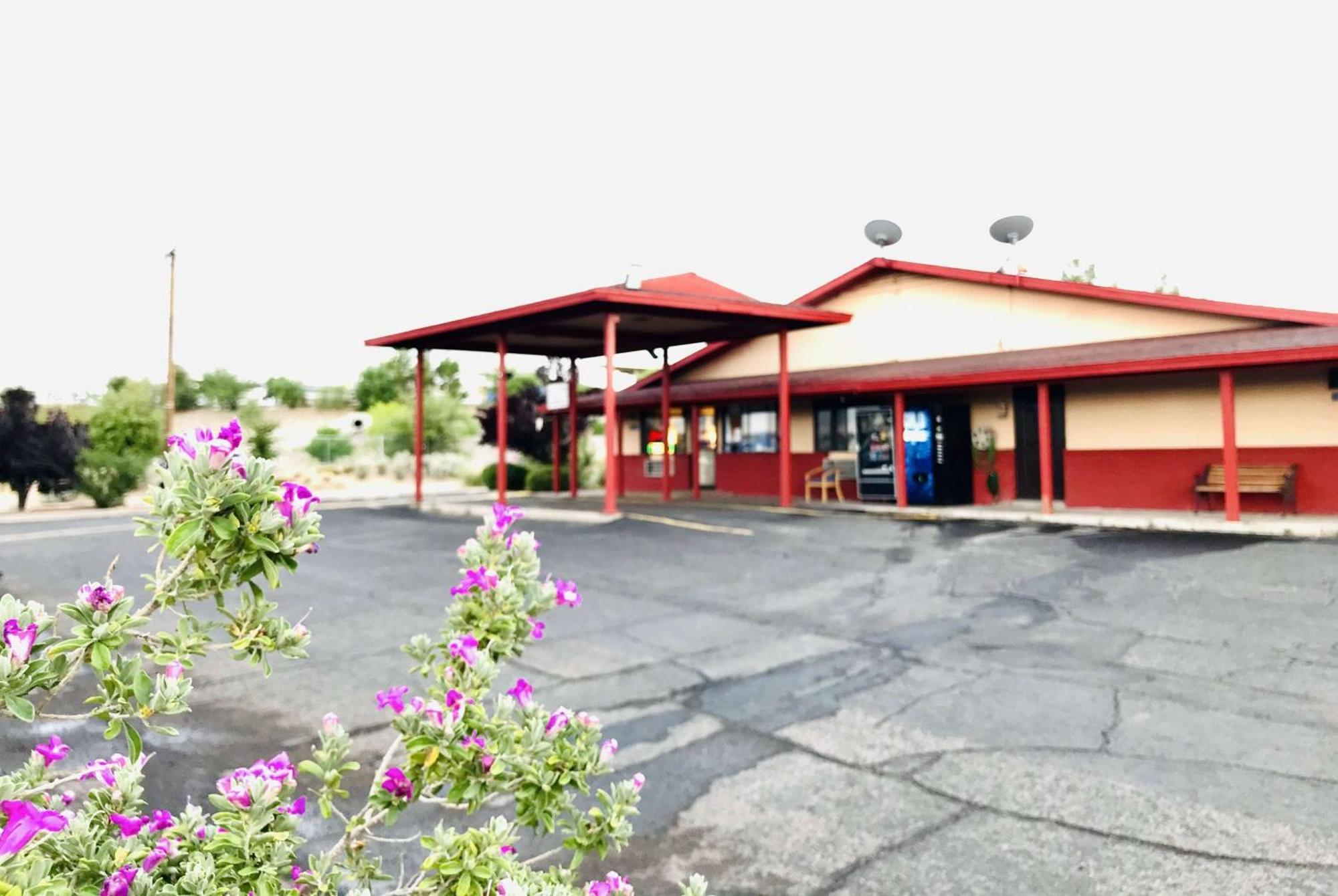 Travelodge By Wyndham Truth Or Consequences Exterior photo